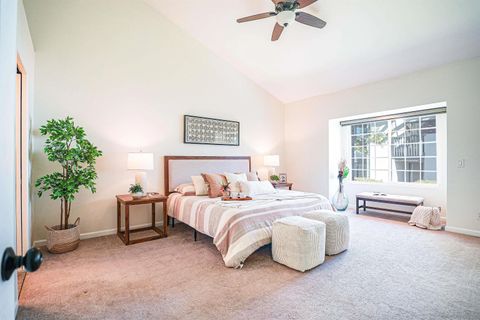 Tiny photo for 4064 Crystal Dawn Ln #105, San Diego, CA 92122 (MLS # 250042763)