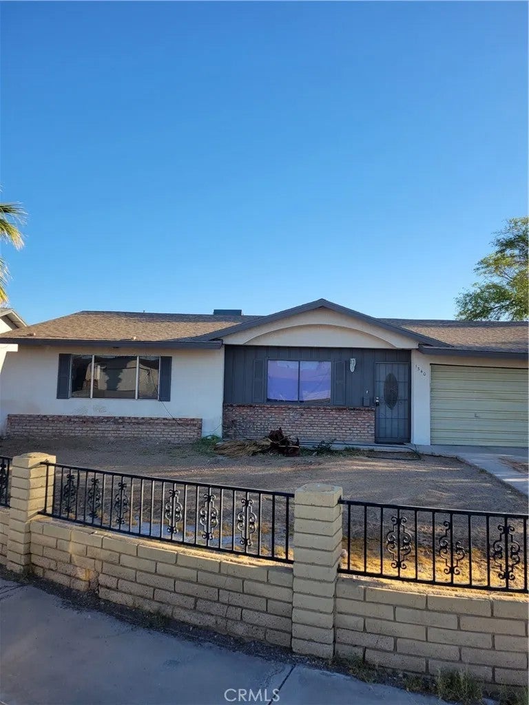 1340 Larchwood