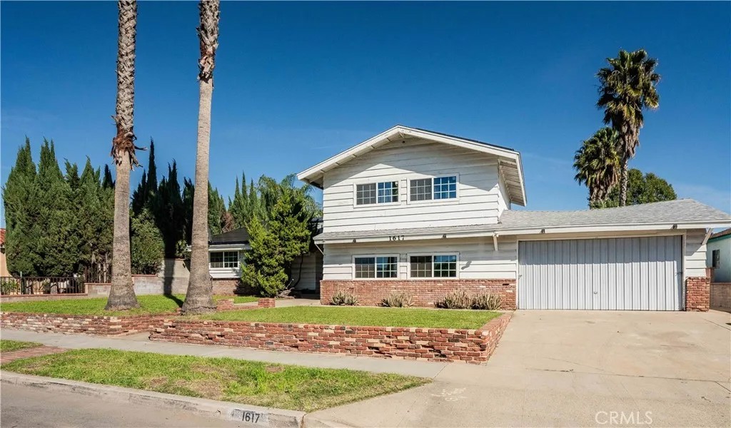1617 Knox