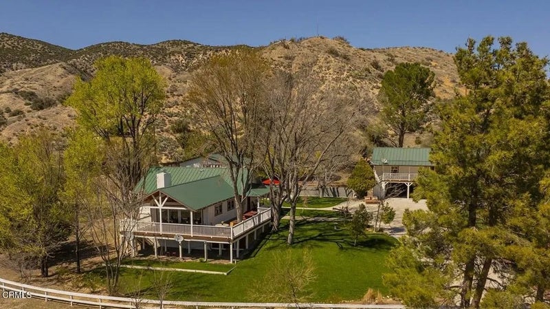 29433 Highway 33