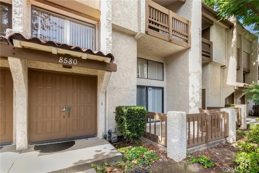 8580 Village Lane