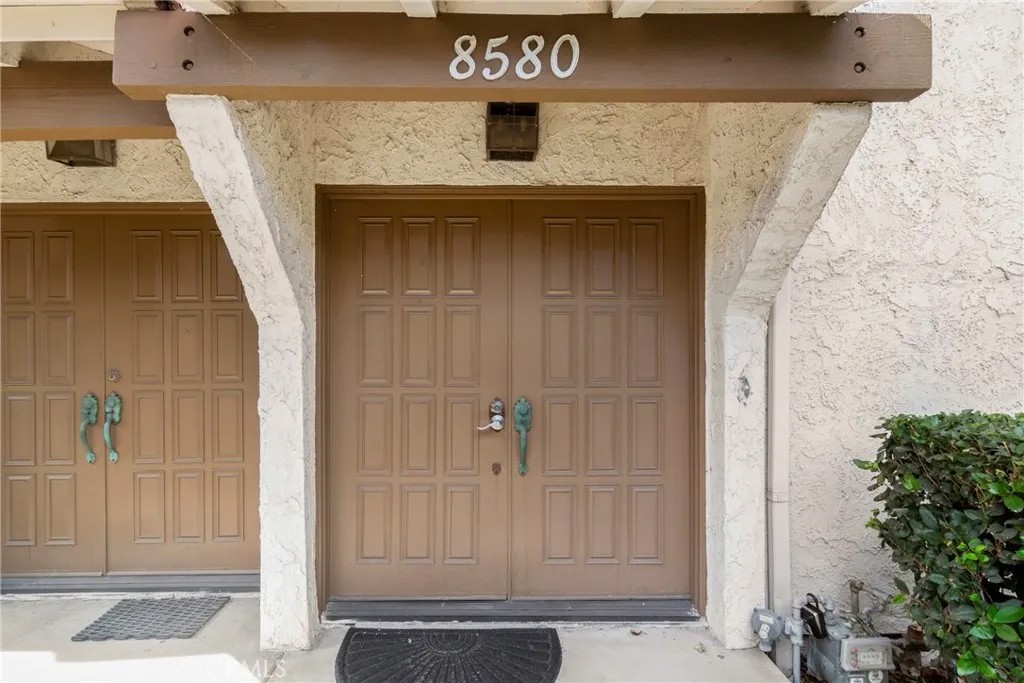 8580 Village Lane