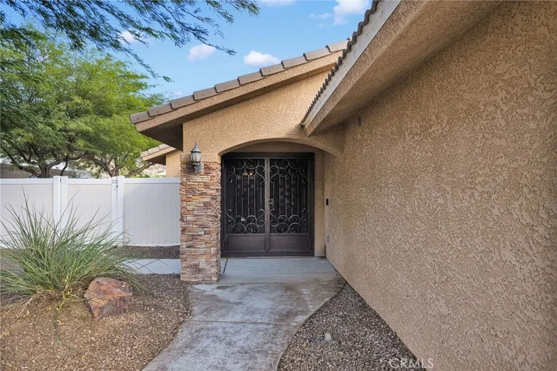16653 Iwa Road