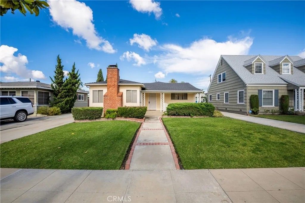 Photo of 3533 Gundry Ave, Long Beach, CA 90807 (MLS # PW26098639)