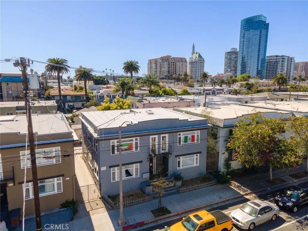 Photo of 1042-1048 E Broadway, Long Beach, CA 90802 (MLS # OC26090983)