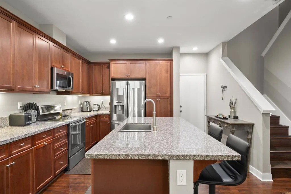 7508 EAGLE Drive