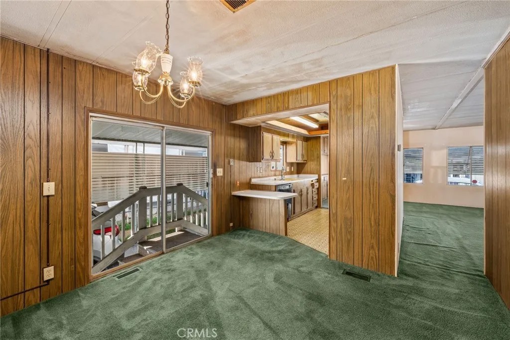 400 Greenfield Drive 18