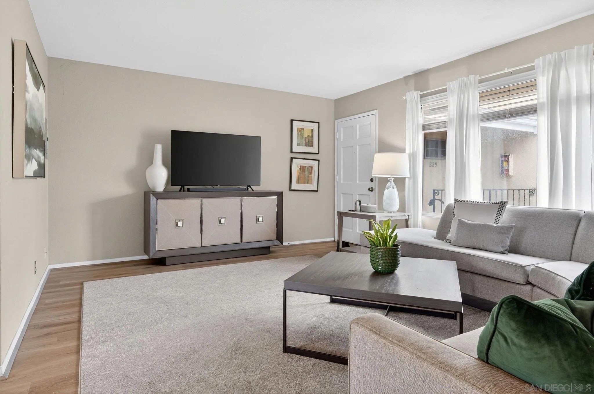 4800 Williamsburg LN 228