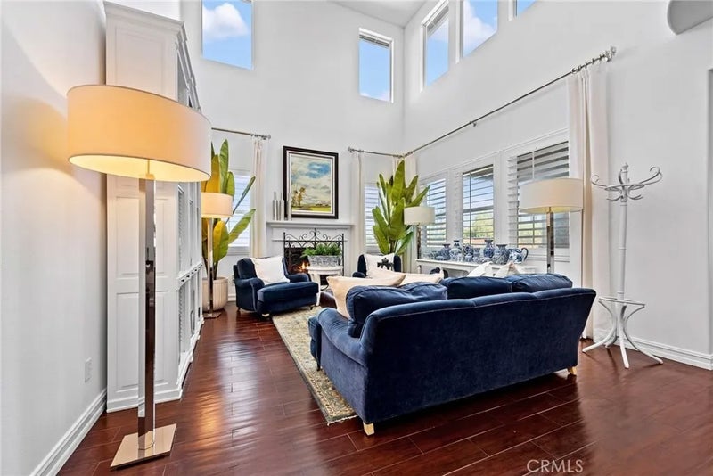 455 Wrightwood Court