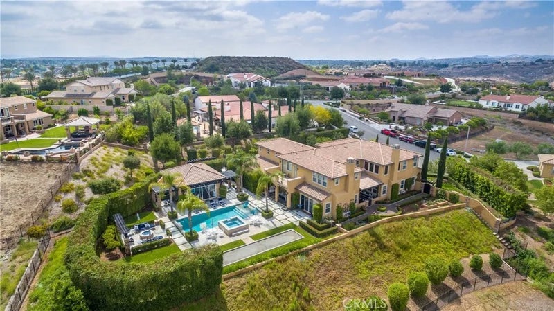 455 Wrightwood Court