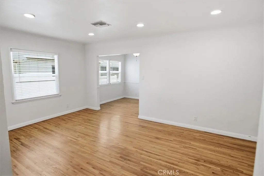1440 N Evergreen