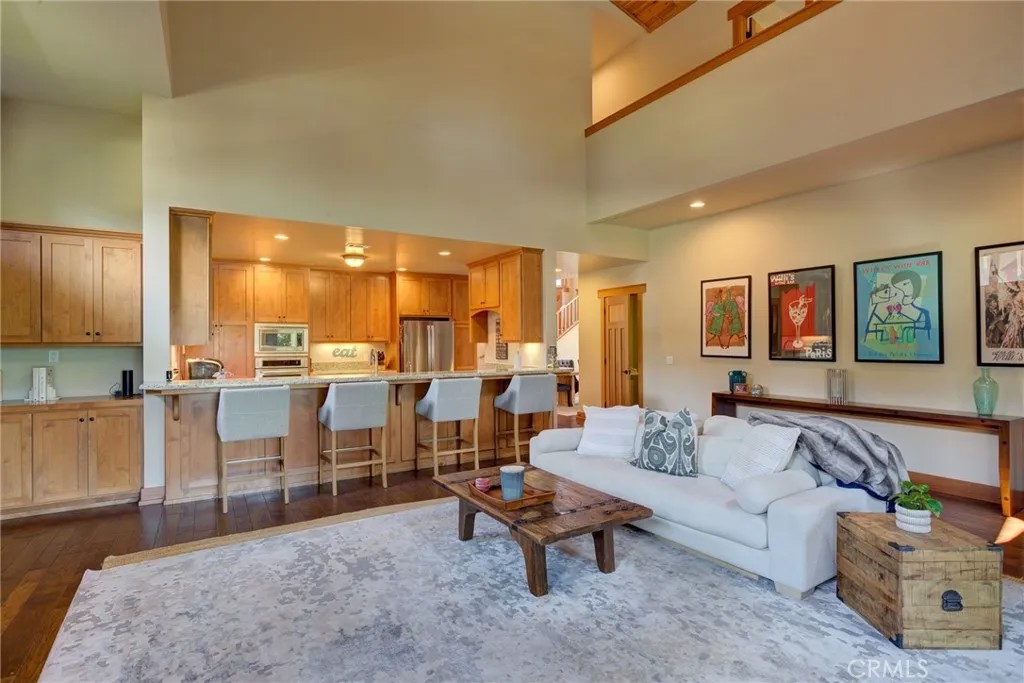 2303 Sanderling Court