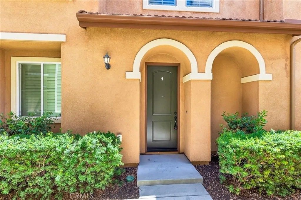 Photo of 42942 Avenida Amistad, Temecula, CA 92592 (MLS # SW26084616)