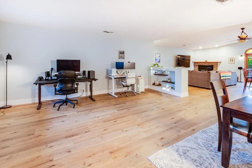 9541 Mandeville Road