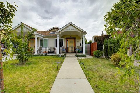 Tiny photo for 466 Vine ST, Glendale, CA 91204 (MLS # GD26093971)