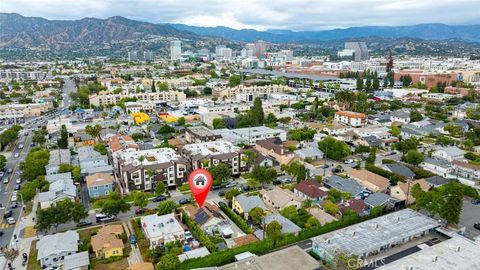 Tiny photo for 466 Vine ST, Glendale, CA 91204 (MLS # GD26093971)