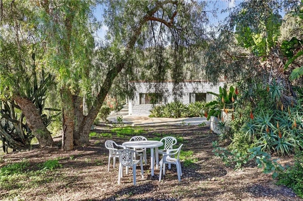 16757 Hillside Drive