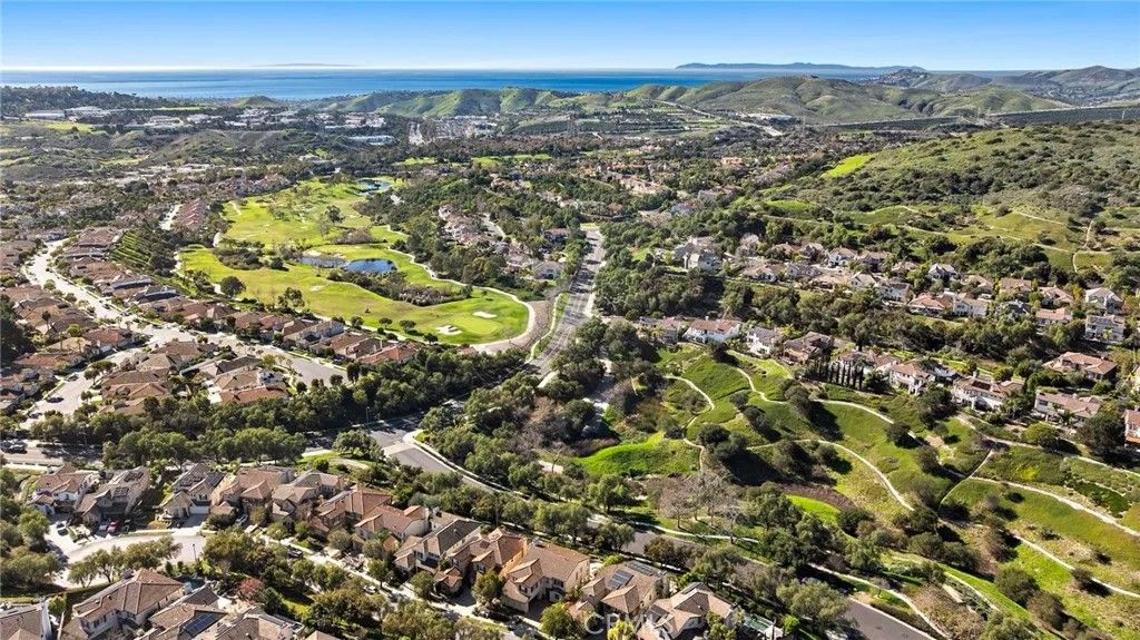 Photo of 20 Via Paquete, San Clemente, CA 92673 (MLS # OC26010728)