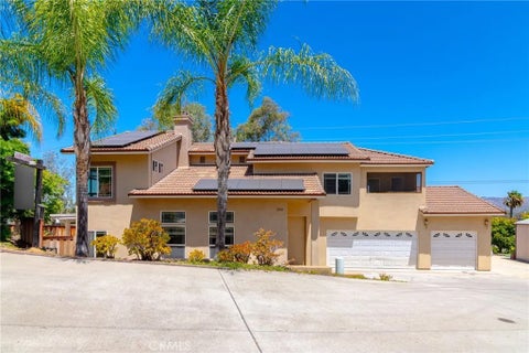 Photo of 200 N Upas Street, Escondido, CA 92025 (MLS # IG26156411)