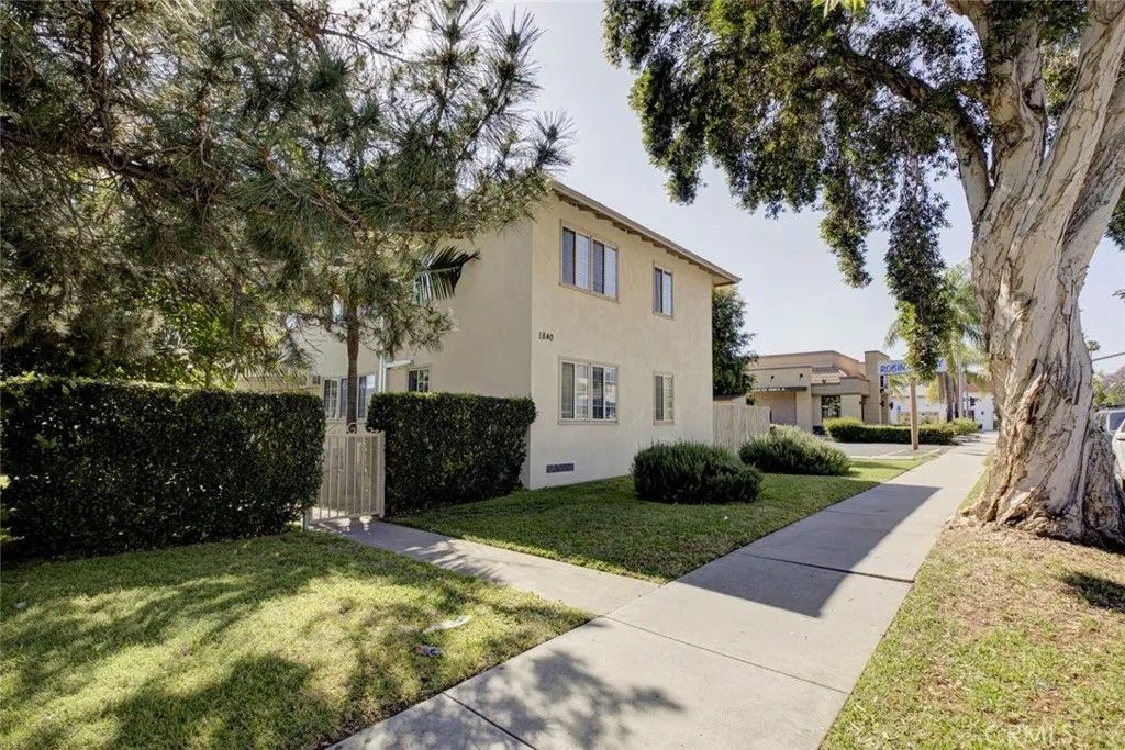 Photo of 1840 W Glenoaks Blvd, Glendale, CA 91201 (MLS # BB26091662)