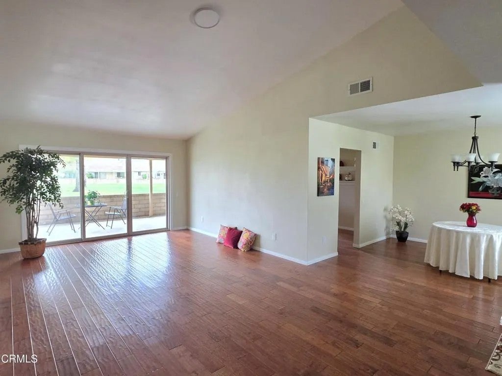 20193 Village 20