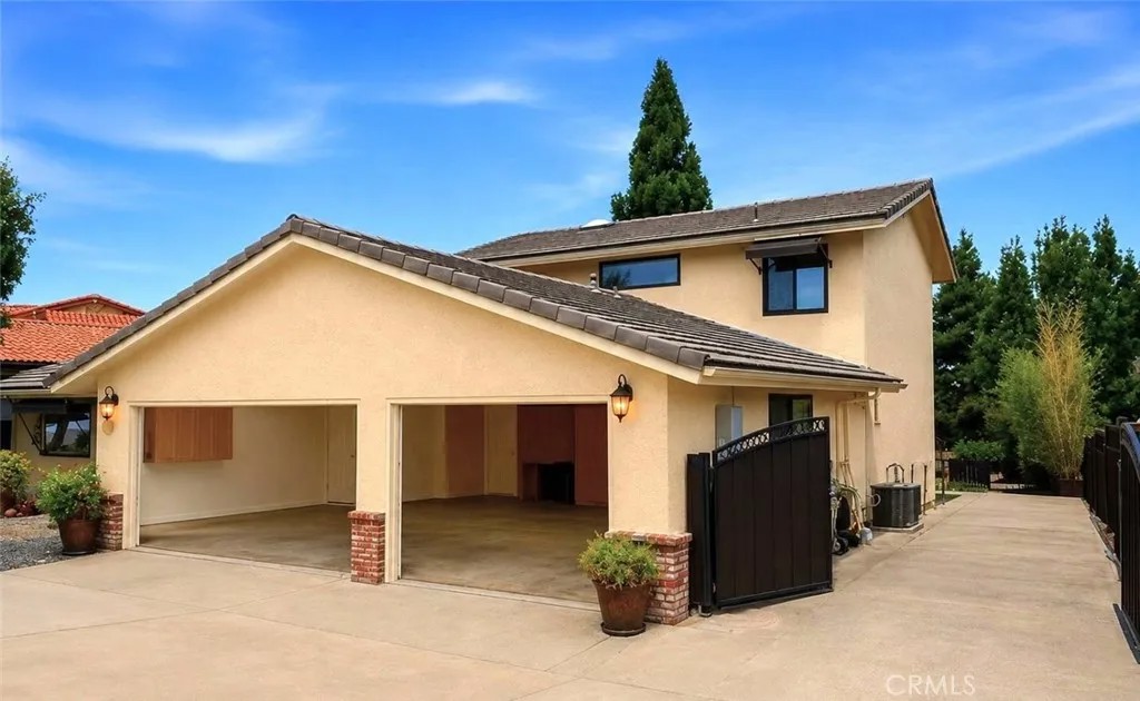 1695 Southfork
