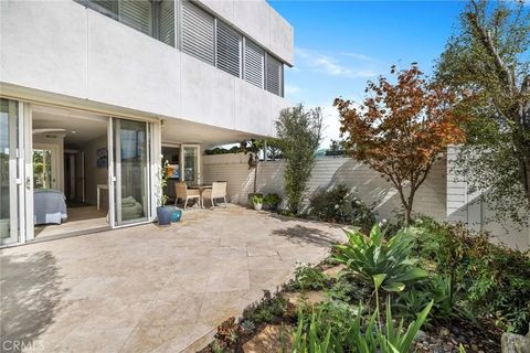 Tiny photo for 739 Avocado Ave, Corona Del Mar, CA 92625 (MLS # NP25239898)