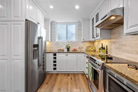 Tiny photo for 739 Avocado Ave, Corona Del Mar, CA 92625 (MLS # NP25239898)