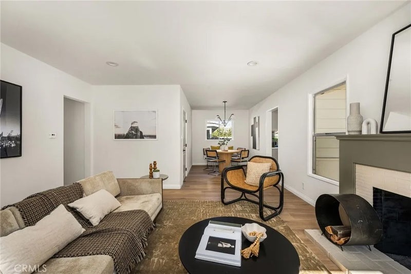 4817 W 136th Street