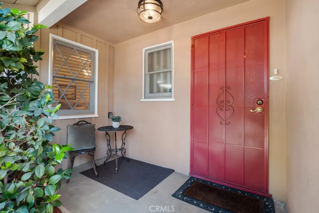 12312 Erwin Street