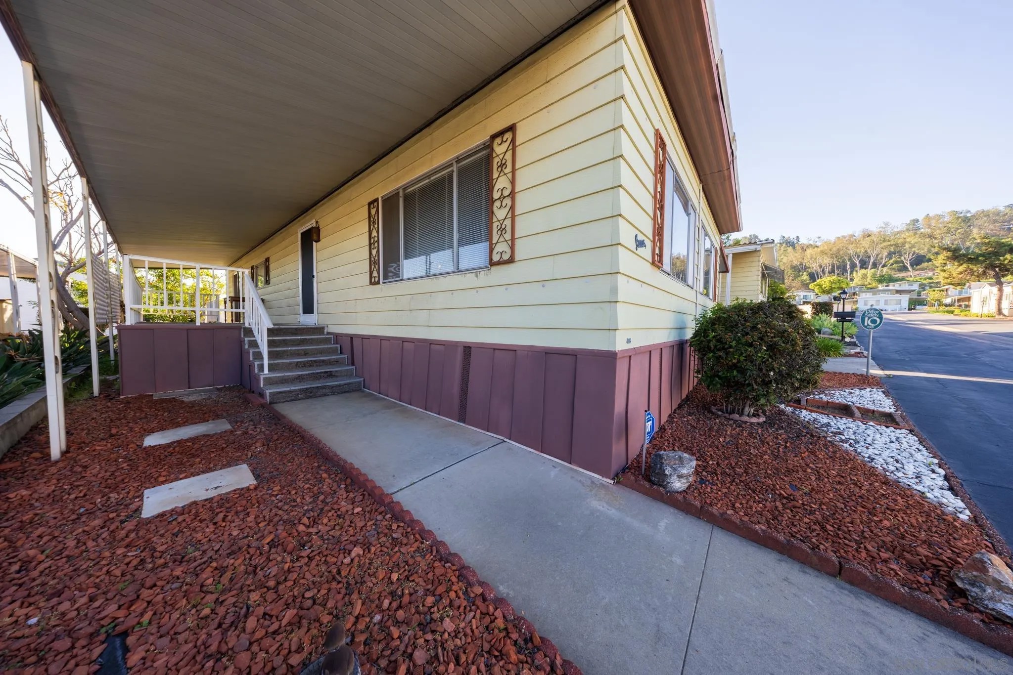 1440 S Orange ave 29