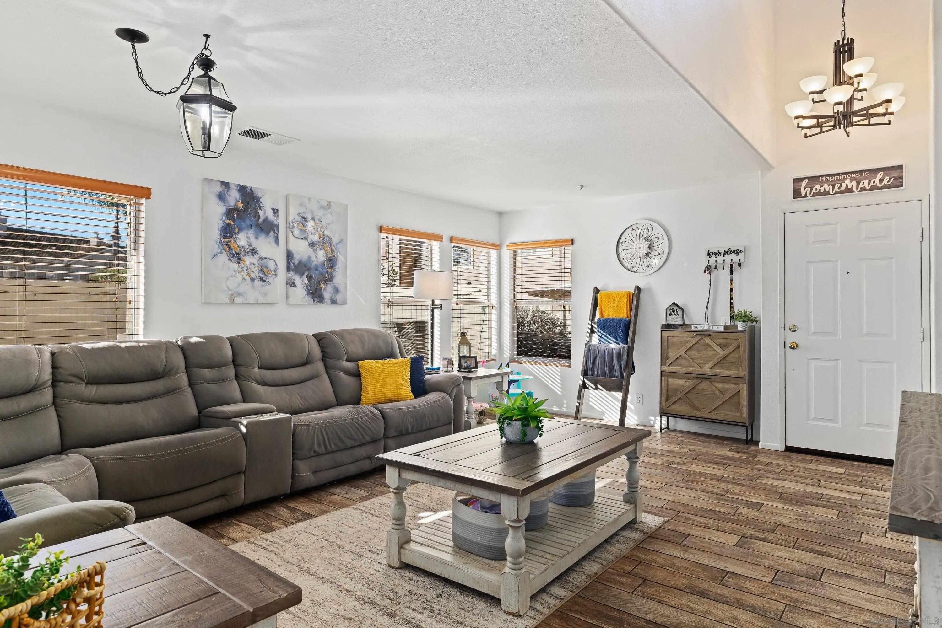 405 Whispering Willow Dr Unit E