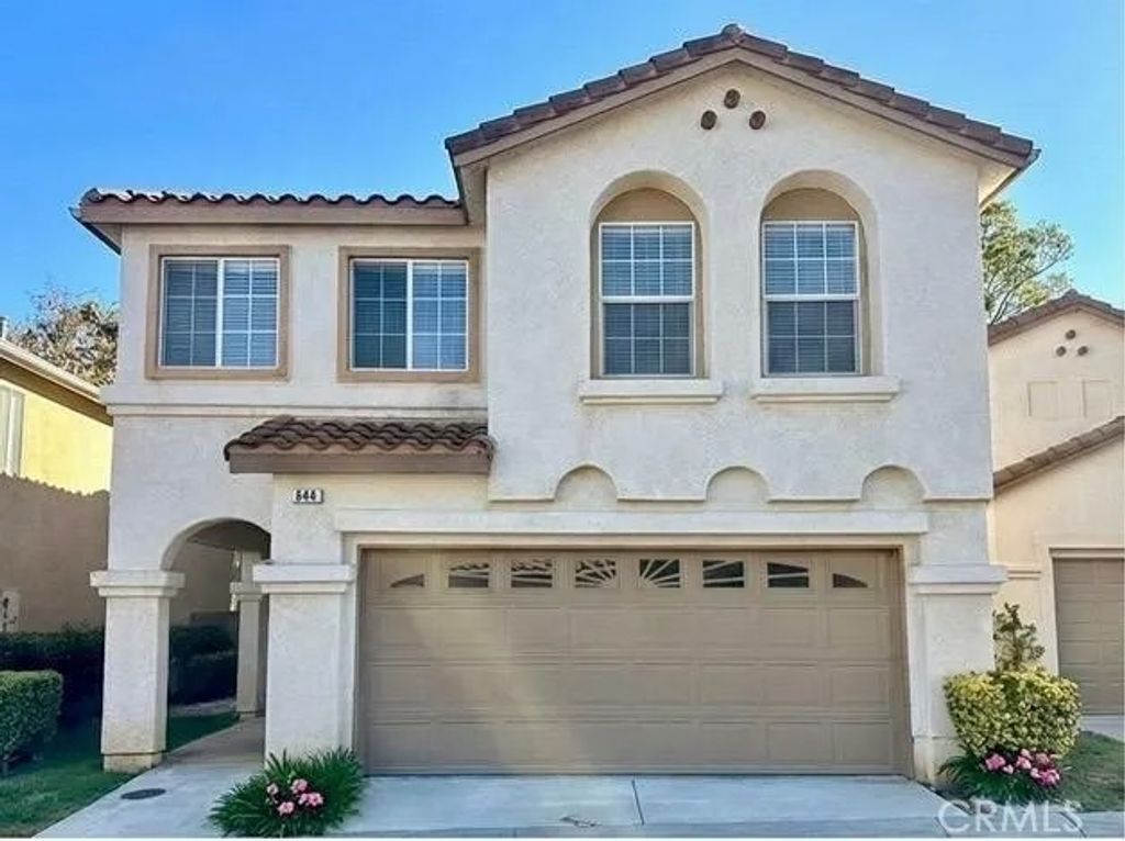 Photo of 544 Hooper Ave, Simi Valley, CA 93065 (MLS # SR25266185)