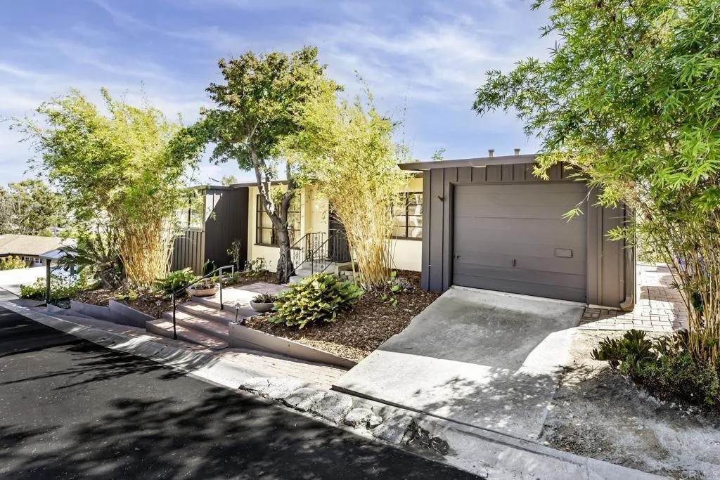 6143 Tarragona Drive