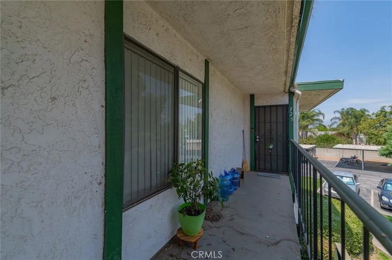 1735 E Washington Street F-25