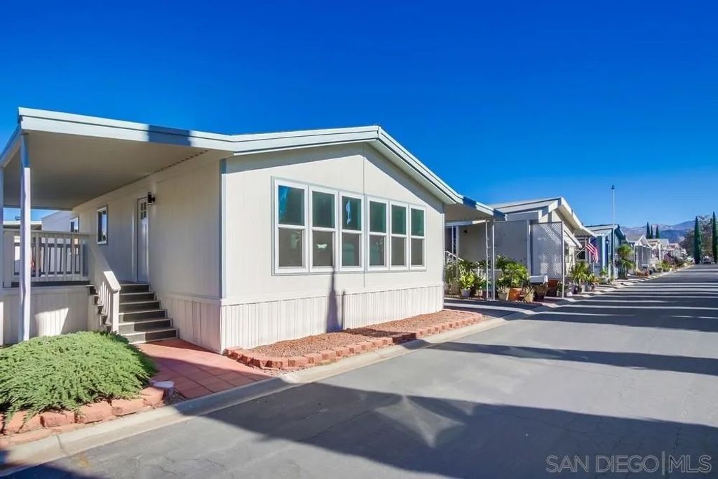 Photo of 11949 Riverside Dr #28, Lakeside, CA 92040 (MLS # 260005048)