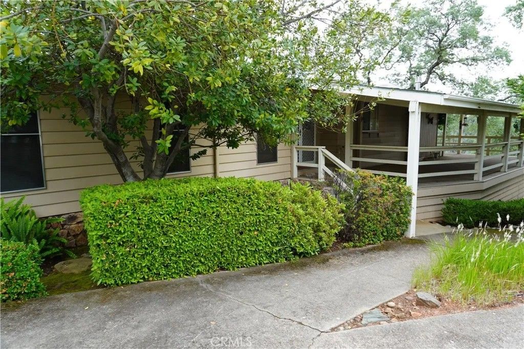 Photo of 54 Greenbrier DR, Oroville, CA 95966 (MLS # OR26097825)