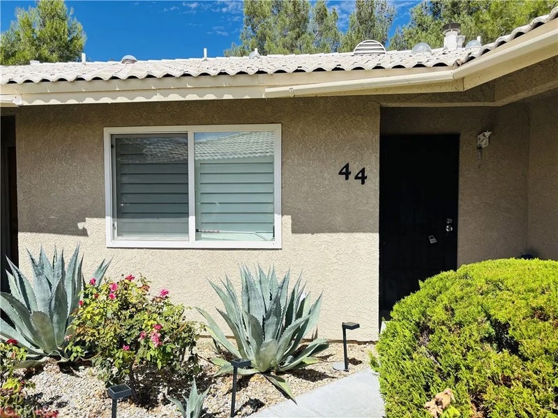 27535 Lakeview 44
