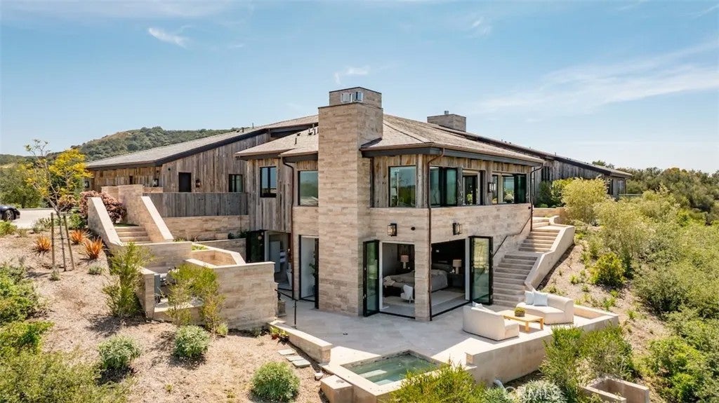 3121 Old Topanga Canyon Road