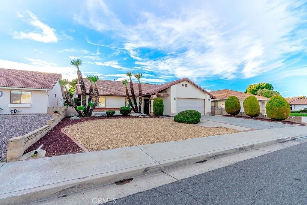 Photo of 1329 Hickory Drive, Hemet, CA 92545 (MLS # SW25276614)