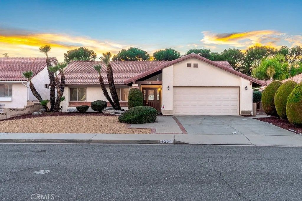 Photo of 1329 Hickory Drive, Hemet, CA 92545 (MLS # SW25276614)