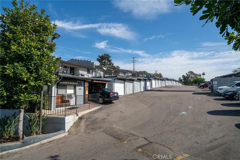 1010 Clearbrook Lane