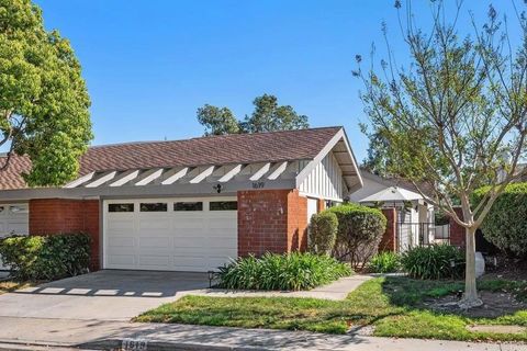 1619 Via Entrada Del Lago San Marcos CA 92078