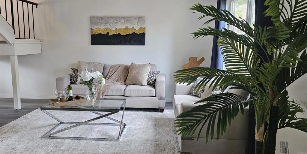 10661 King Phillip