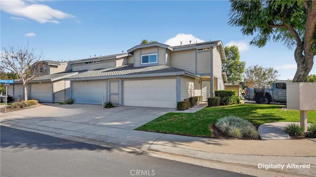 Photo of 1761 Forum Way #D, Corona, CA 92881 (MLS # OC26023258)