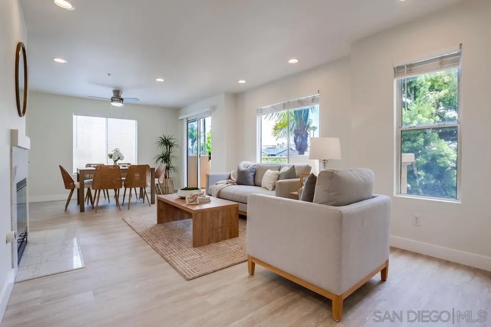 1703 La Playa Ave B