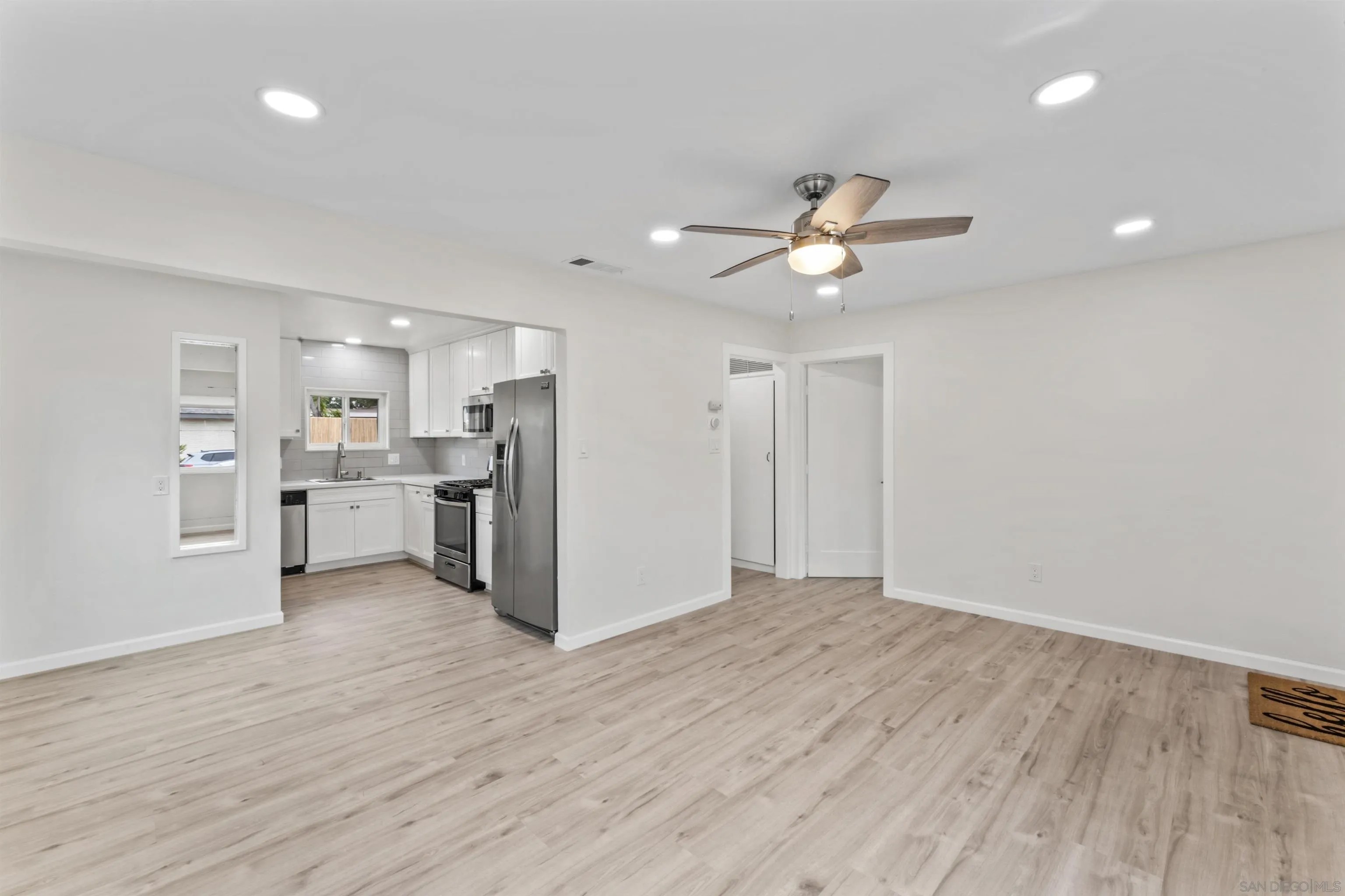 120 N Elm St