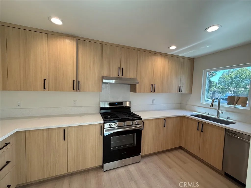 8955 San Luis