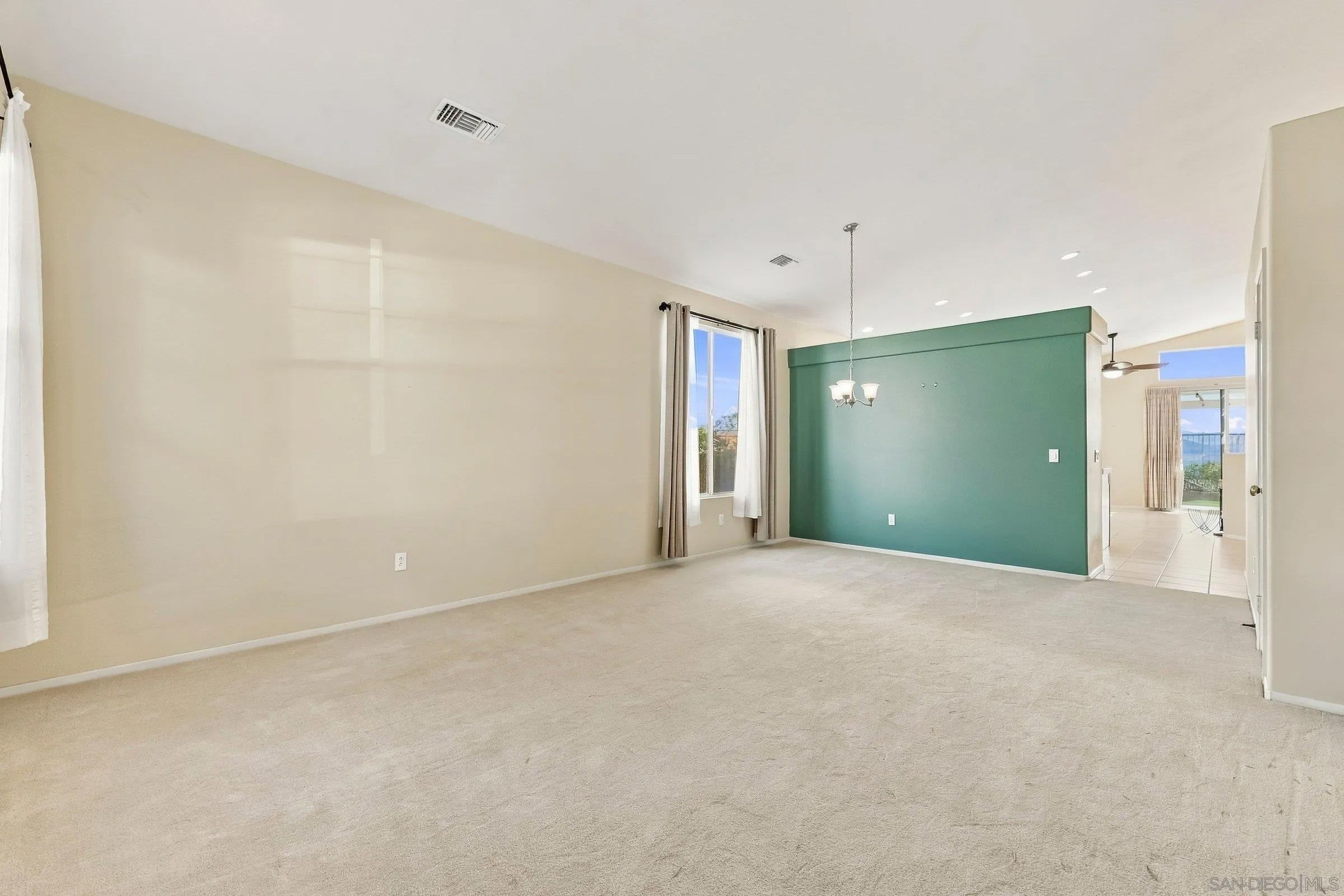 1331 South Hills