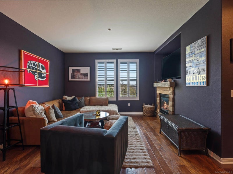 790 Harbor Cliff Way 191